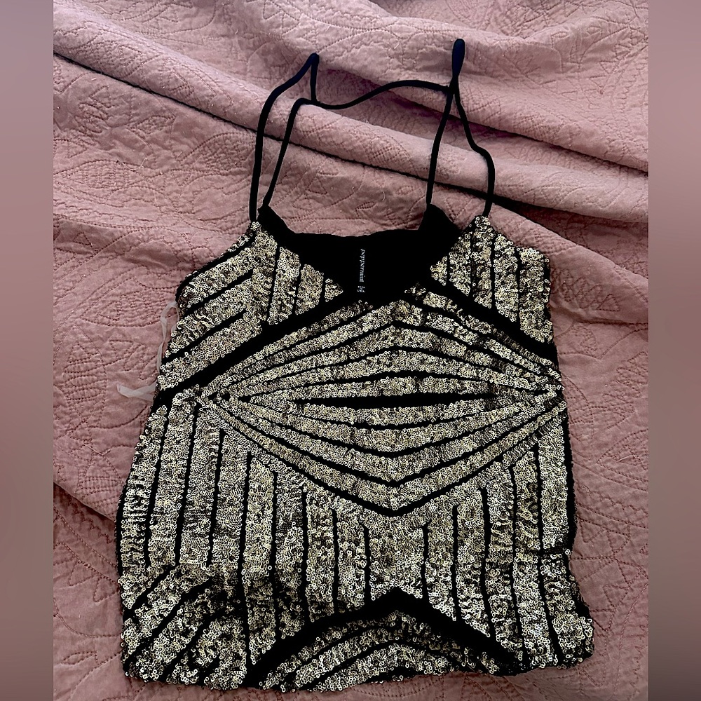 Sequin boutique crop top